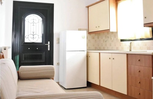 Merichas Apartment | Apartment 'Manolika Studio 4' with Sea View, Wi-Fi and Air Conditioning