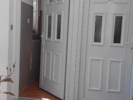 Resnik Apartment | Apartment Mehi