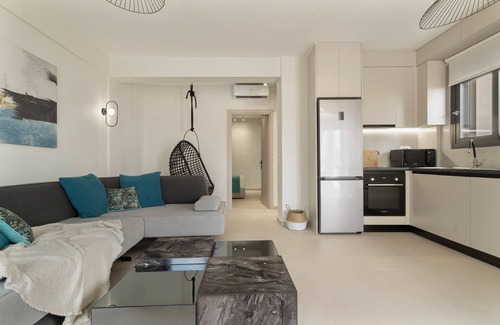 Perigiali Apartment | Apartment 'Mella Roa - Ivory' with Sea View, Wi-Fi and Air Conditioning