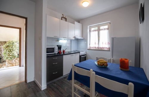 Ika Apartment | Apartment Miriam (110841-A1) - Icici