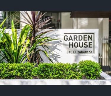 Waterloo Apartment | Apartment near CBD & Airport