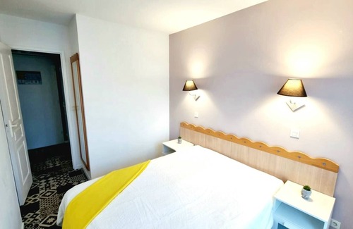 Serris Apartment | Apartment near Disneyland, Val d'Europe, Paris with shuttle #2