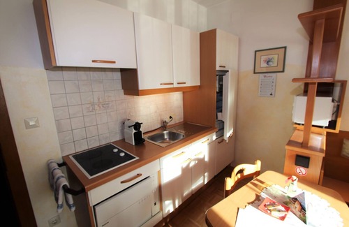 Tropolach Apartment | Apartment near Nassfeld Ski Lift with Pool