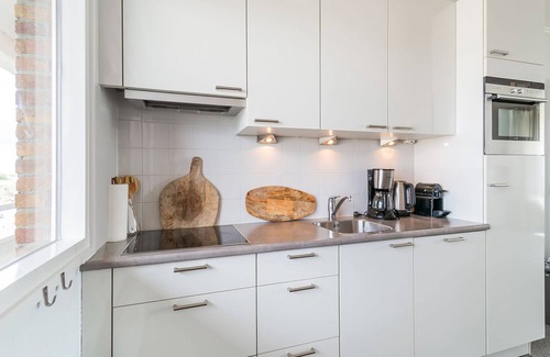 Egmond aan Zee Apartment | Apartment near North Sea and Lighthouse