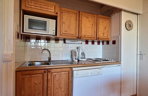 Plagne Centre Apartment | Apartment near slopes with Mont-Blanc view, free parking