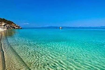 Skala Fourkas Apartment | Apartment next to palm trees-200 meters from the Sea