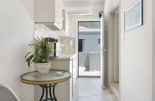 Panormos Apartment | Apartment 'No 12' with Shared Pool, Wi-Fi and Air Conditioning