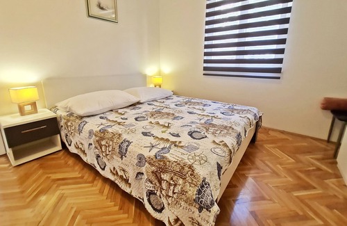 Zrnovnica Apartment | Apartment no. 4 with swimming pool