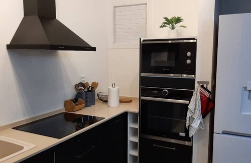 Sainte-Luce Apartment | Apartment O Ti Kolibri, secure, cosy and with beautiful view