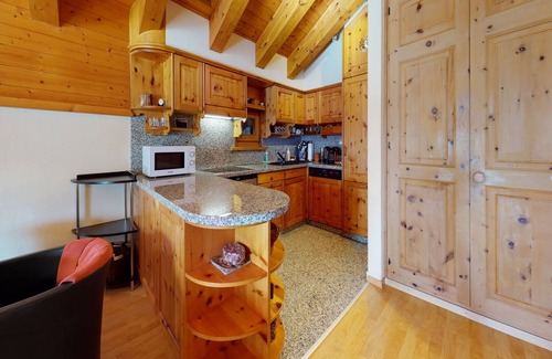 Sils-Maria Apartment | Apartment Polaschin B12