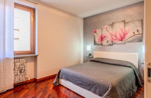 Rovellasca Apartment | Apartment Residenza Elisa by Interhome