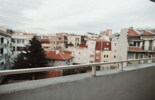 Plovdiv Apartment | Apartment Rhea with Terrace & Parking