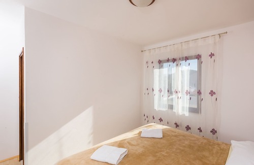 Banici House | Apartment & Rooms Villa Katarina - Double Room with Shared Balcony 2