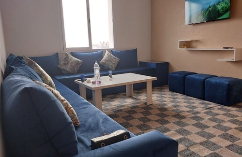 Anza Apartment | Apartment sea view, 3 minutes from the beach and corniche Anza,