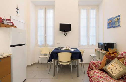Loano Apartment | Apartment 'Smart Home Loano' with Air Conditioning