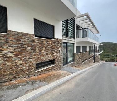 Zambujeira do Mar Apartment | Apartment T3, sea view, swimming pool- Casa do Mar