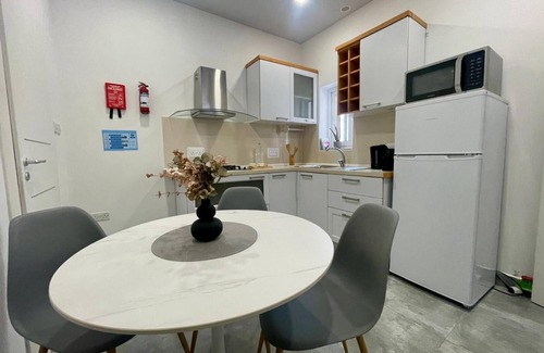 Paola Apartment | Apartment "Ta Nenu" with Wi-Fi