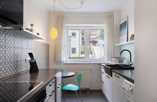 Oberhof Apartment | Apartment 'Tannenblick 6-2' with Mountain View, Balcony and Wi-Fi