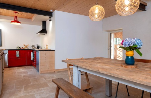 Plouhinec Apartment | Apartment 'Tetris Et Tampa' with Private Terrace, Shared Garden and Wi-Fi