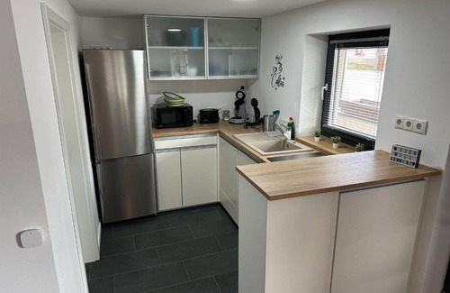 Bad Windsheim Apartment | Apartment 'Thermenblick' with Shared Garden and Wi-Fi