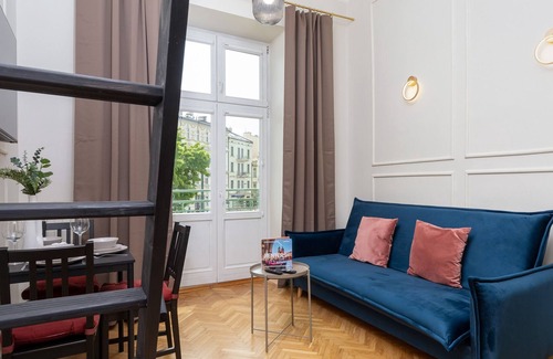 Wesoła Zachod Apartment | Apartment Wielopole Krakow Old Town | Balcony | Mezzanine