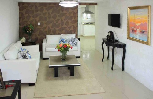 El Batey Apartment | Apartment with 3 bedrooms in central Sosua El Batey, 3 minutes walk from beach