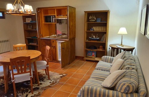 Loredo Apartment | APARTMENT WITH ENTRANCE THROUGH GARDEN IN PRIVATE URBANIZATION 5 MIN FROM THE BEACH