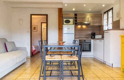 Propriano Apartment | Apartment with sea view and pool F