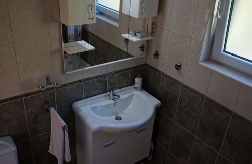 Bar Apartment | Apartment with swimming pool
