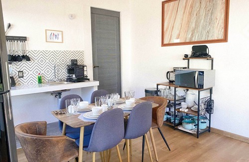 Tepoztlan Apartment | Apartment with View of the Tepoztlán Mountains