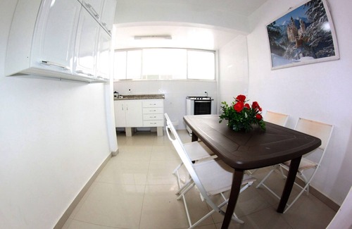 Centro Apartment | Apartment (with WiFi VIVO and active NETFLIX) near Praia do Forte and near the city