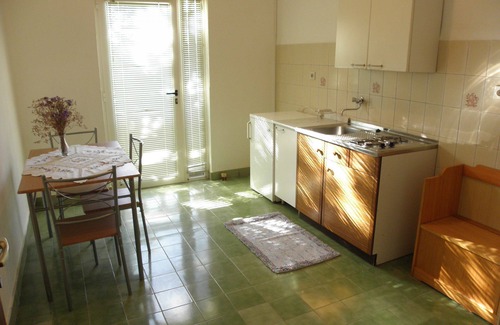 Vlasici Apartment | Apartment Zdrave - near beach: A4(3) - Vlasici, Island Pag, Croatia