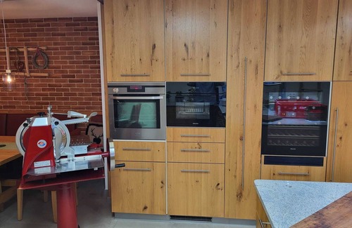 Hessisch Lichtenau Apartment | Apartment 'Zur Wurschtekammer' with Private Terrace and Wi-Fi