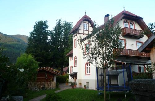 Garmisch-Partenkirchen Apartment | Apartments Alte Villa