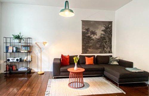 Ruhrort Apartment | Apartments "Am Rheinorange", Netflix & Prime