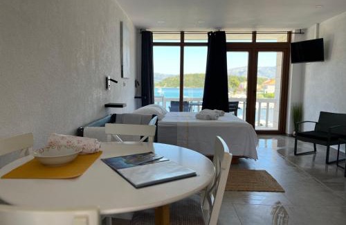 Lumbarda Apartment | APARTMENTS Ana by the SEA