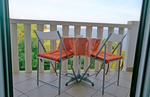 Sucuraj Apartment | Apartments and rooms Mira, (15576), Sućuraj, Croatia