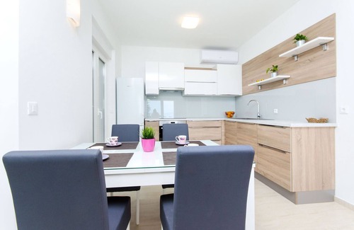 Kolan Apartment | Apartments Branimir (58312-A1) - Mandre - island Pag