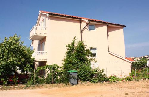 Barbat na Rabu Apartment | Apartments by the sea Barbat, Rab - 5005