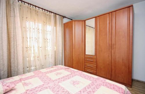 Barbat na Rabu Apartment | Apartments by the sea Barbat, Rab - 5005