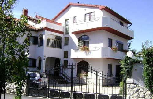 Palit Apartment | Apartments by the sea Palit, Rab - 15794