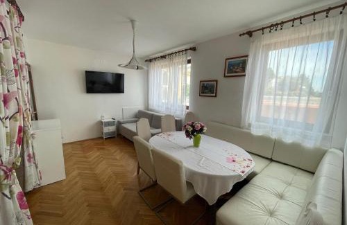Banjol Apartment | Apartments Cavar