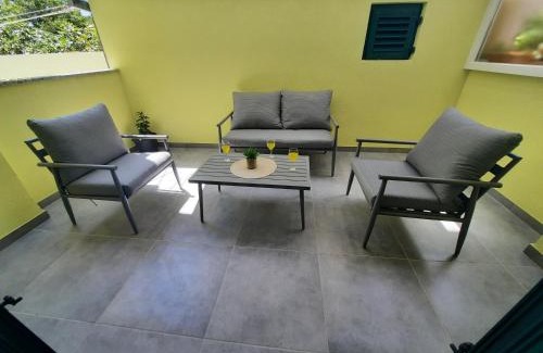 Gorinka Apartment | Apartments Centar Makarska Three Palms