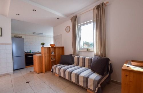Banjol Apartment | Apartments Damir, (14320), Banjol, Croatia