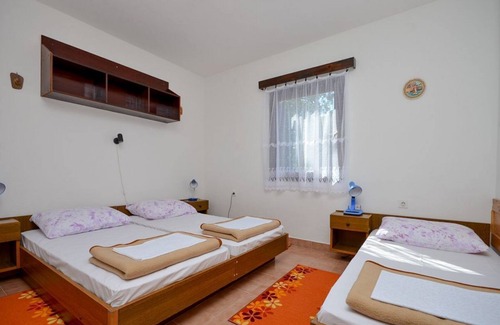 Potocnica Apartment | Apartments Stjepan (13631-A3) - Potocnica - island Pag