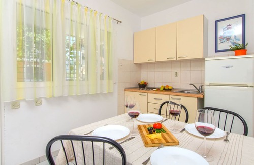 Vrboska Apartment | Apartments and Rooms Anita (33431-A2) - Vrboska - island Hvar