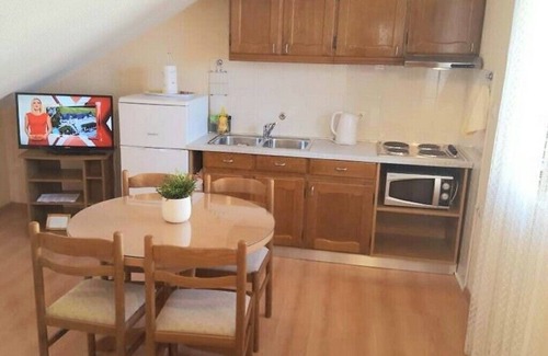 Ratac Apartment | Apartments Ivica, (10743), Makarska, hr