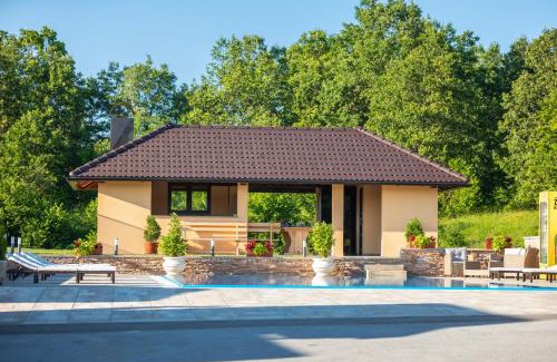 Slunj Apartment | Apartments Lucija
