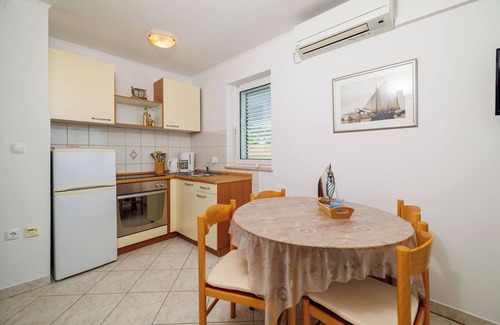 Banjol Apartment | Apartments Marijana (86991-A2) - Banjol - island Rab