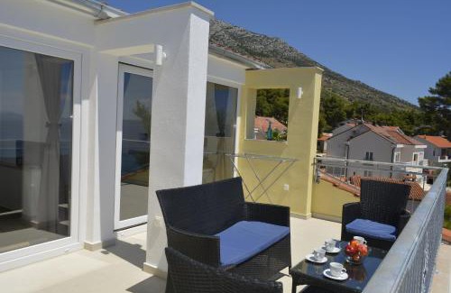 Ivan Dolac Apartment | Apartments Marija